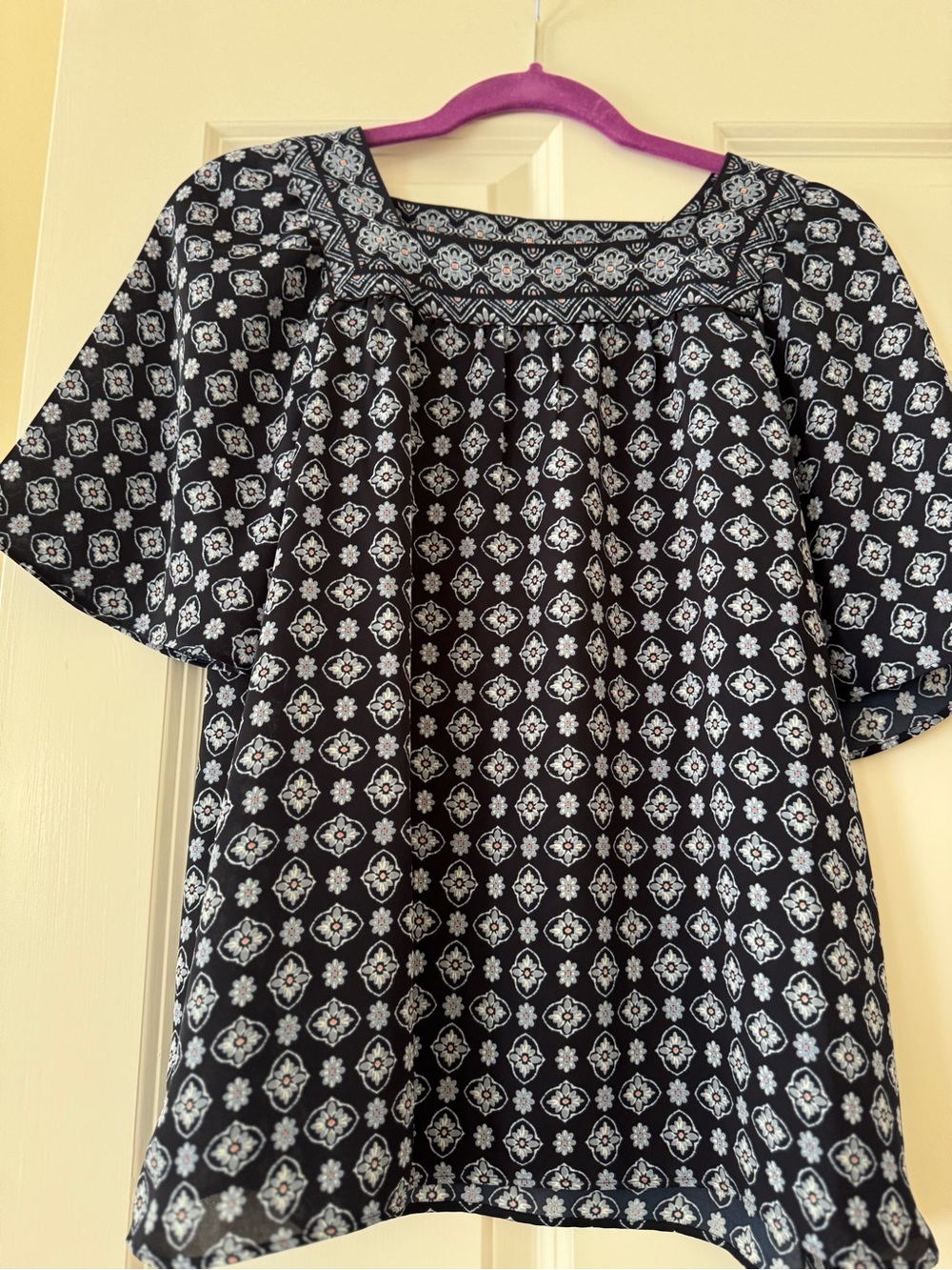 J. Jill Wearever Collection Black Floral Print Sleeveless Top